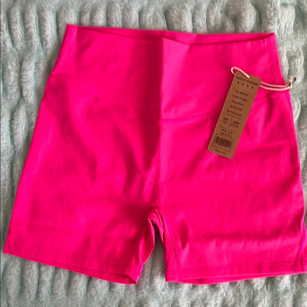 Acta Vibrant Pink Women's Shorts
